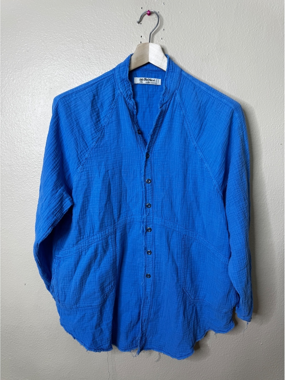 We The Free Women’s Small Blue Cotton Gauze Button Front Shirt Raw Hem Pockets